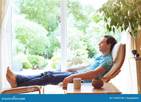 Comfortable and relaxing stay .